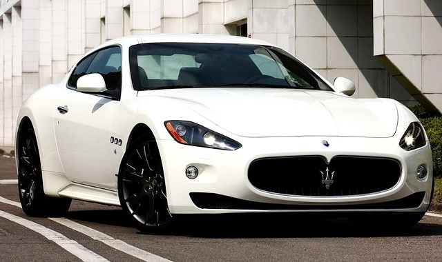 2011 Maserati GranTurismo S Automatic Sport Pack