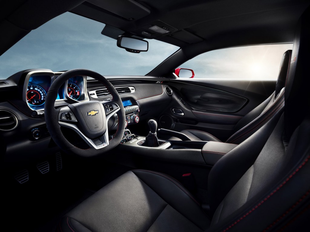 2012 Chevrolet Camaro 2012 Chevrolet Camaro sportif gövde tasarımı