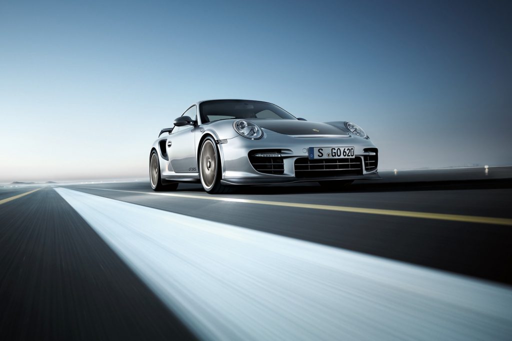 Porsche_911_GT2_RS_1