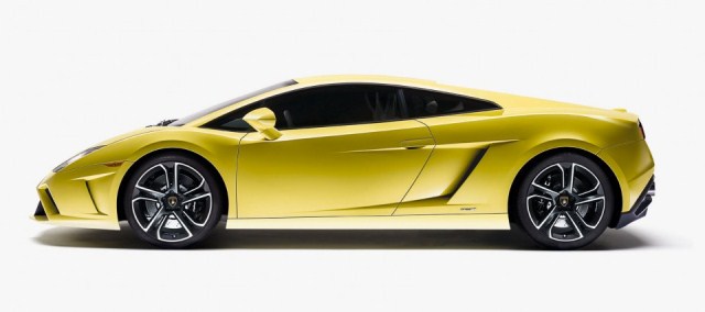 2014_LAMBORGHINI_GALLARDO_LP_560-4