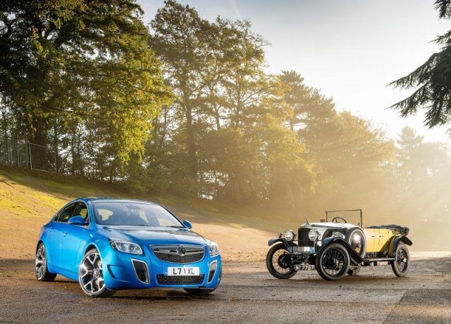 Blue VAUXHALL Insignia VXR SUPERSPORT