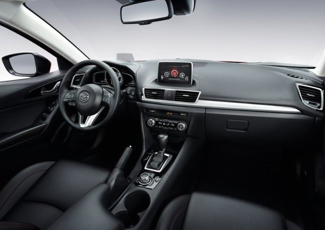 2014_MAZDA_3_interior_pic-5