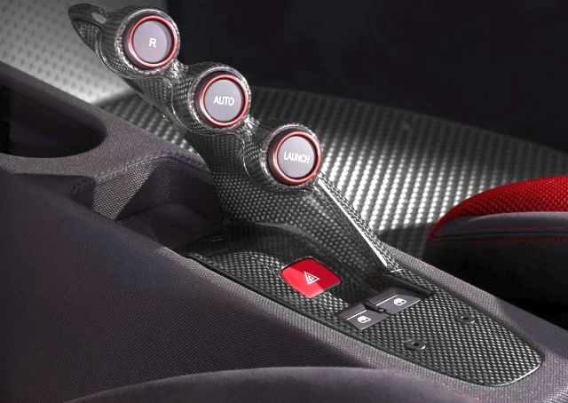 2014_FERRARI_SPECIALE_Red_interior_pic-7