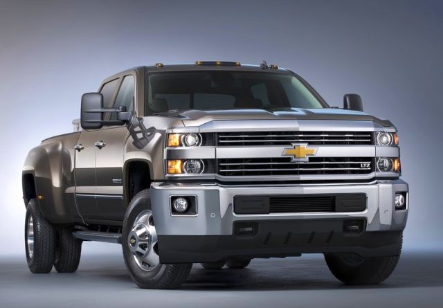 2015 CHEVROLET SILVERADO HD 2500-3500 Truck