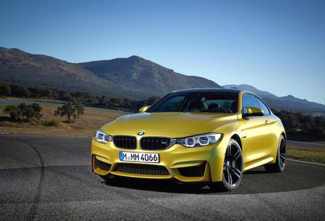2015 New BMW M4 COUPE