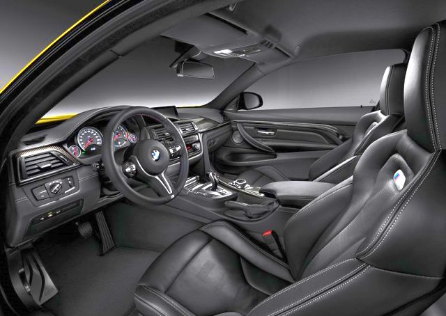 2015 New BMW M4 COUPE