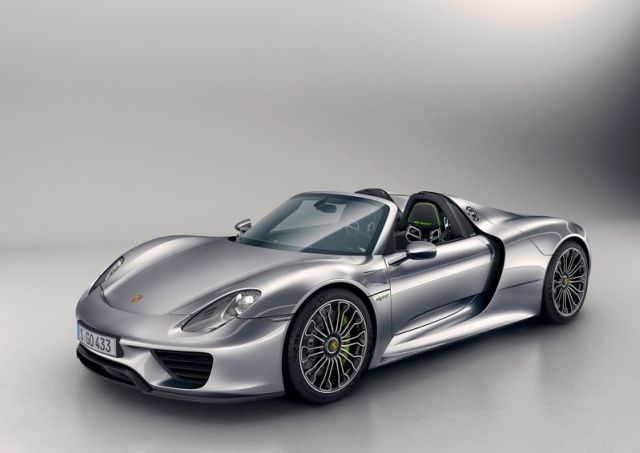 2015 New PORSCHE 918 SPYDER