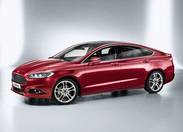 2013_FORD_MONDEO_Hatchback_pic-1