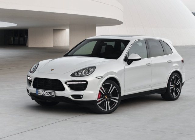 2013 PORSCHE CAYENNE TURBO S