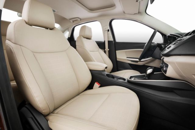 2015 FORD ESCORT-Fiesta Sedan