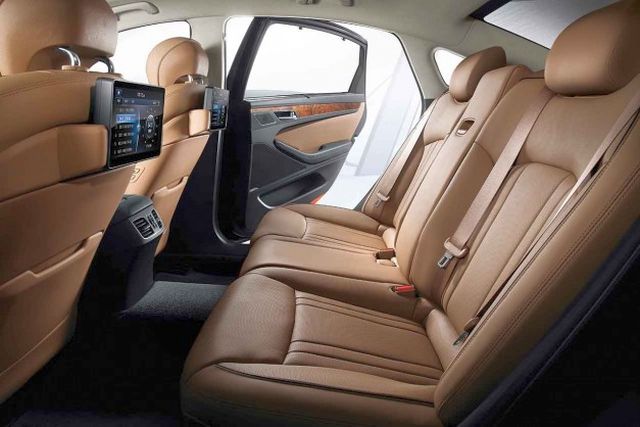 HYUNDAI GENESIS 2015 