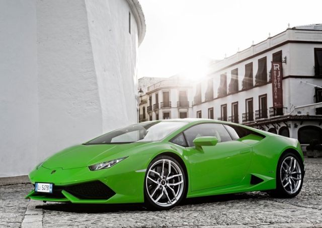 2015 LAMBORGHINI HURACAN LP610-4