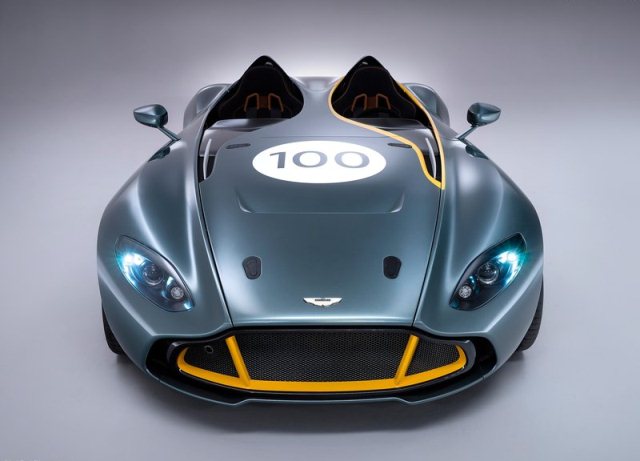 Concept ASTON MARTIN CC 100 SPEEDSTER