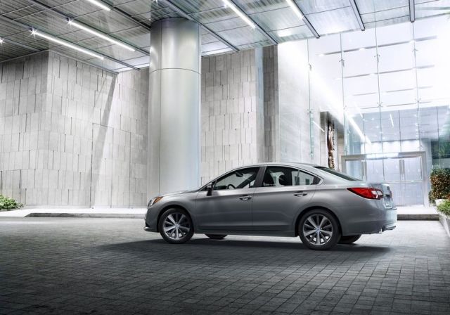2015_SUBARU_LEGACY_pic-11