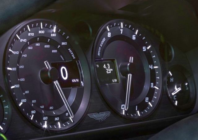 2015 ASTON MARTIN V8 VANTAGE N430