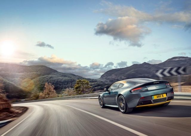 2015 ASTON MARTIN V8 VANTAGE N430