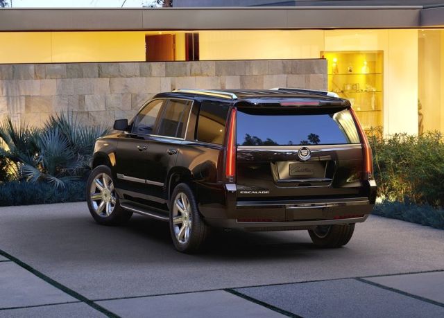2015 CADILLAC ESCELADE