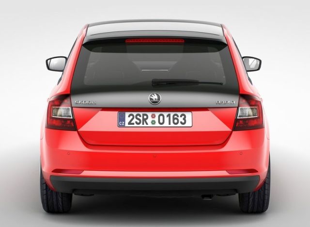 2015 SKODA RAPID SPACEBACK
