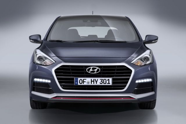 2015 HYUNDAI i30 TURBO-186 ps