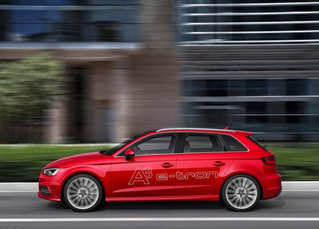 2014_Audi_A3_e-tron_pic-1