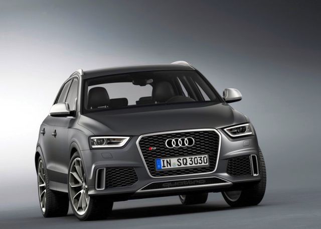 2014_Audi_RS_Q3_front_pic-9