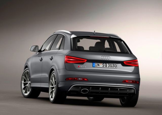 2014_Audi_RS_Q3_rear_pic-11