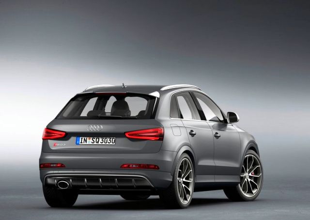 2014_Audi_RS_Q3_rear_pic-12