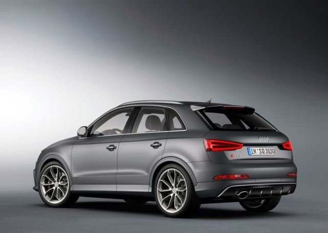 2014_Audi_RS_Q3_rear_pic-13