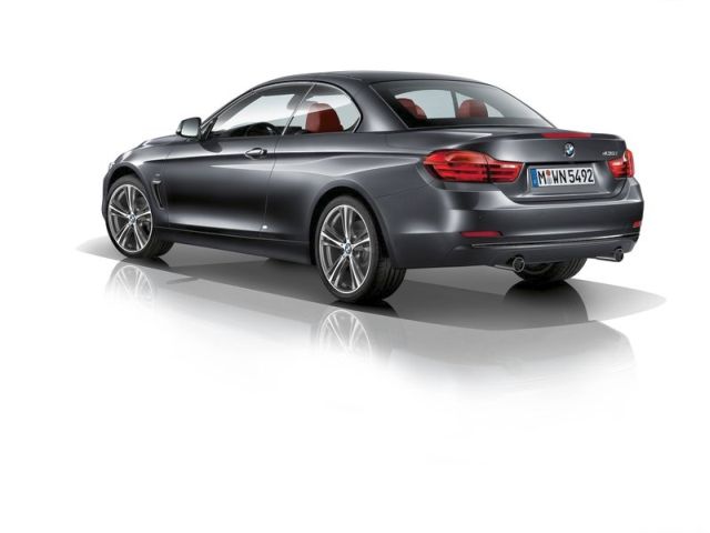 2014_BMW_4_SERIES_Cabrio_rear_pic-4