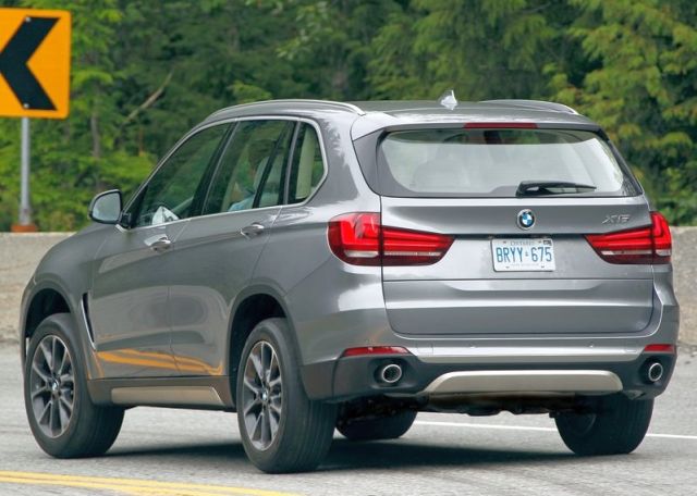 2014_BMW_X5_pic-5