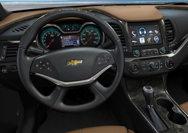 2014_CHEVROLET_Impala_dashboard_pic-7