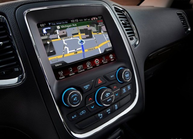2014_DODGE_DURANGO_SUV_dashboard_pic-13