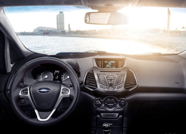 2014_FORD_Crossover_ECOSPORT_EU_interior_pic-4