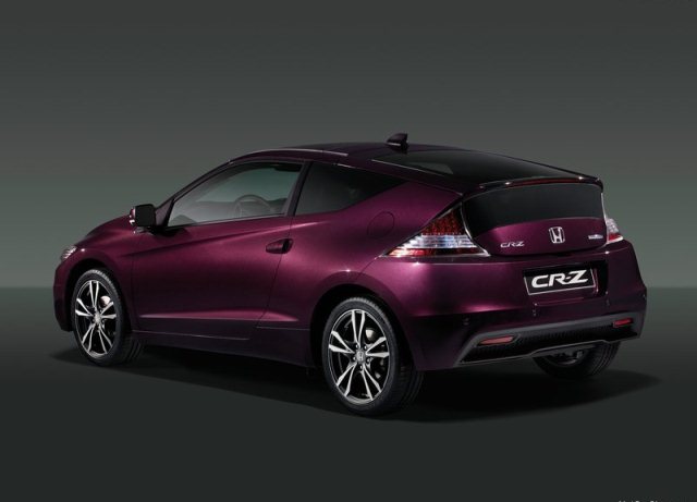 2014_HONDA_CR-Z_rear_pic-2