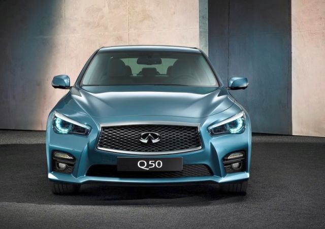 2015 INFINITI Q50 hybrid