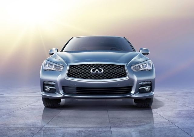 2015 INFINITI Q50