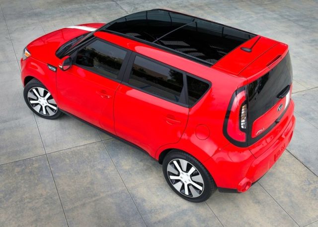 2014_KIA_SOUL_airview_red_pic-6