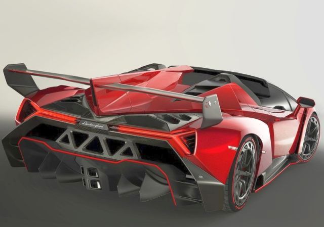 2014_LAMBORGHINI_VENENO_Roadster_RED_rear_pic-4