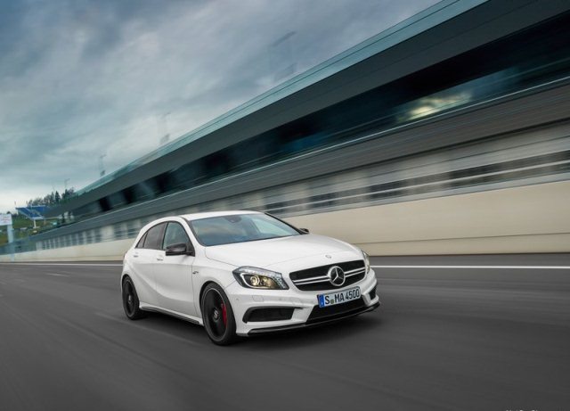2014_MERCEDES_A45_AMG_White_pic-10