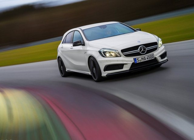 2014_MERCEDES_A45_AMG_White_pic-13