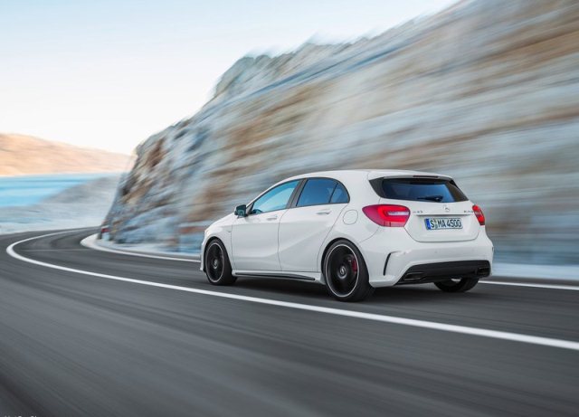 2014_MERCEDES_A45_AMG_White_pic-16