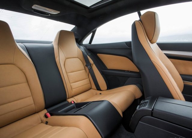 2014_MERCEDES_E_CLASS_Coupe_interior_pic-15