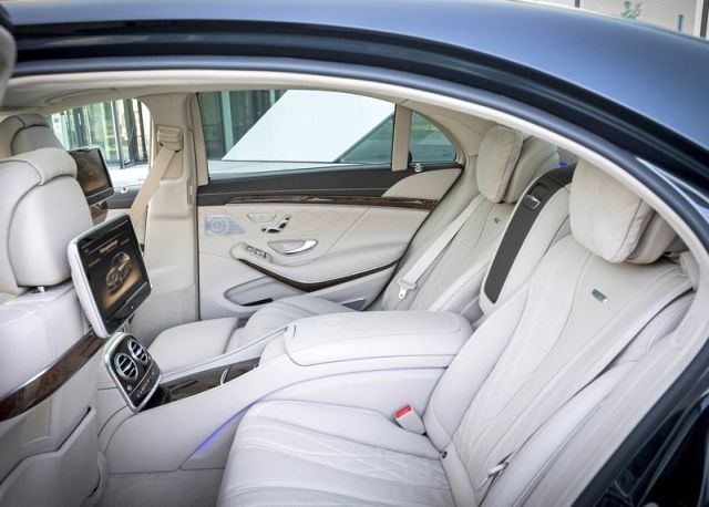 2014_MERCEDES_S65_AMG_seats_pic-8