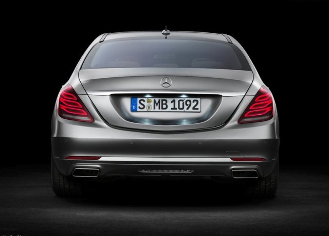 2014_MERCEDES_S_CLASS_pic-13