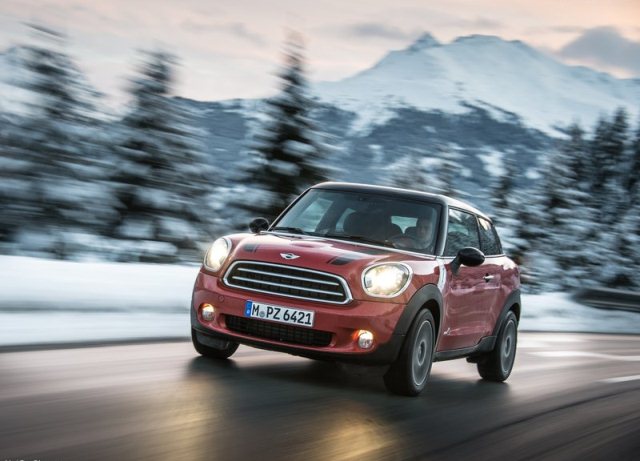 2014_MINI_PACEMAN_ALL4_front_pic-9