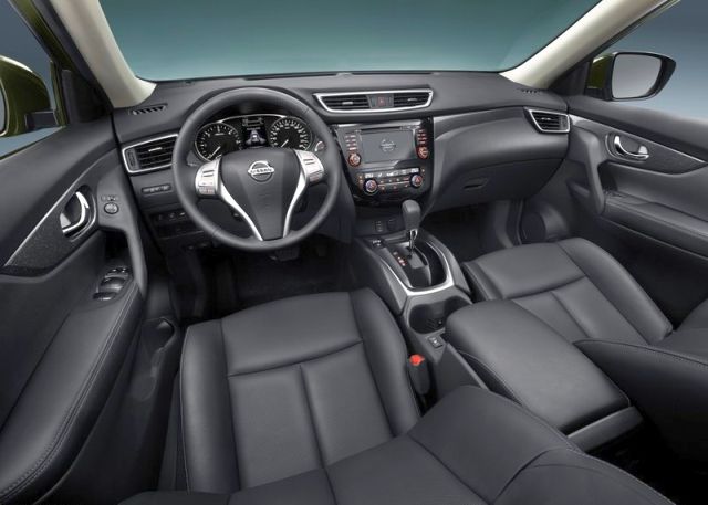 2014_NISSAN_X-TRAIL_black_leather_interior_pic-7