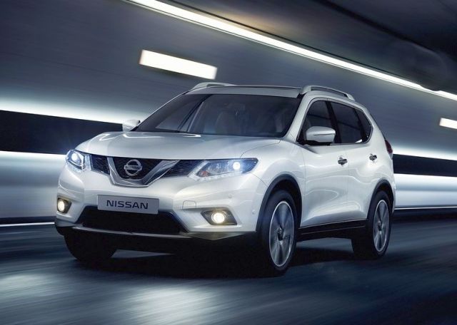 NISSAN X-TRAIL SUV