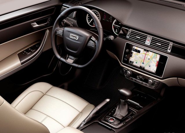 2014_QOROS_3_SEDAN_dashboard_pic-12