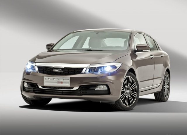 2014_QOROS_3_SEDAN_front_pic-1