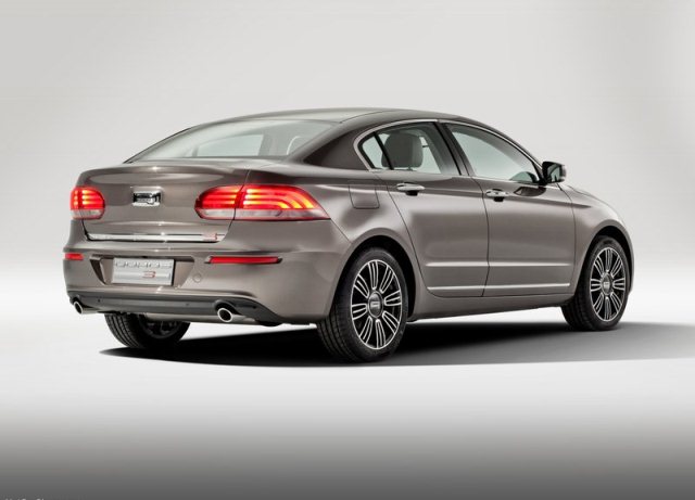 2014_QOROS_3_SEDAN_rear_pic-10